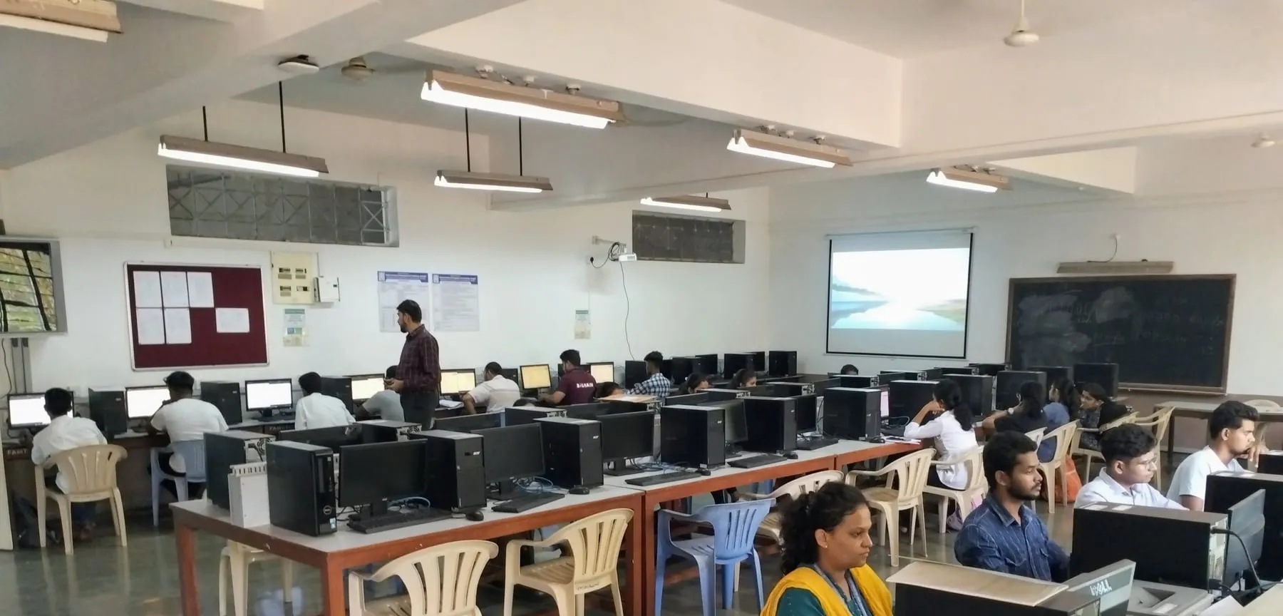 AWS Workshop: Build Highly Available Web Applications on AWS at FAMT, Ratnagiri: photo 5 of 6