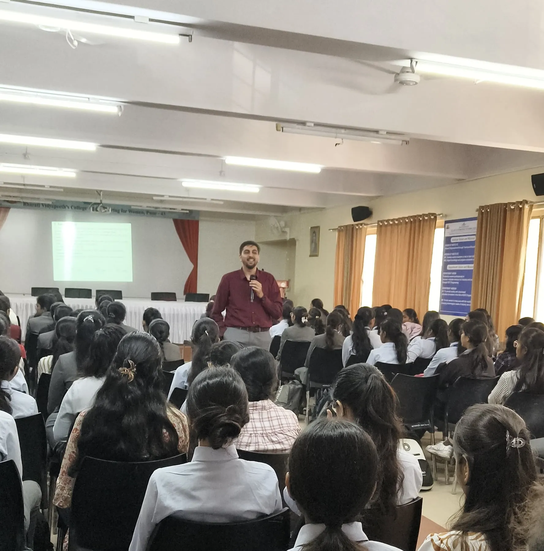 Fundamentals of Computer Networking with Real World Applications at BVCOEW, Pune: photo 7 of 7